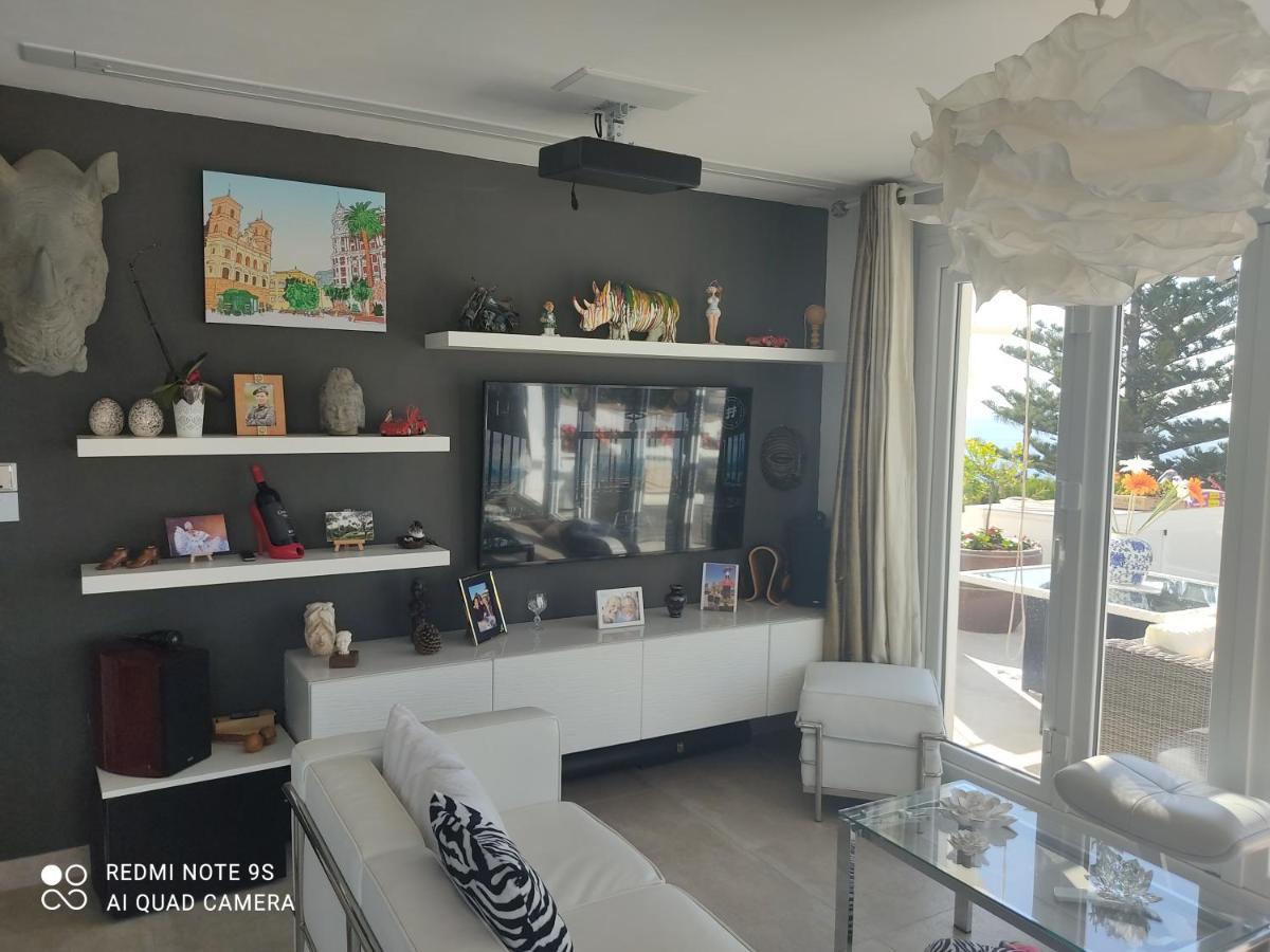 Petit Paradis Villa Манилва Екстериор снимка