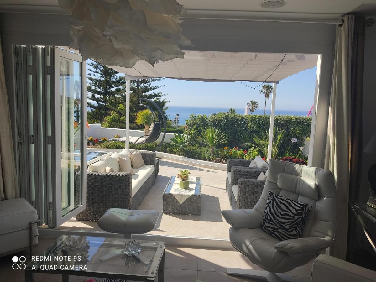 Petit Paradis Villa Манилва Екстериор снимка